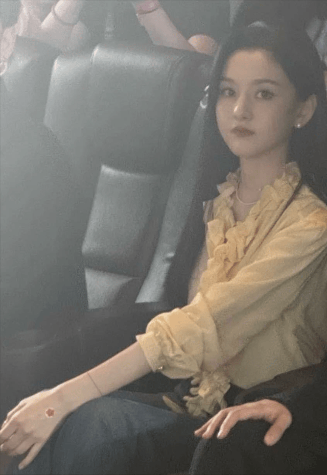 《Uzi复出风波：粉丝支持与质疑并存》的简单介绍