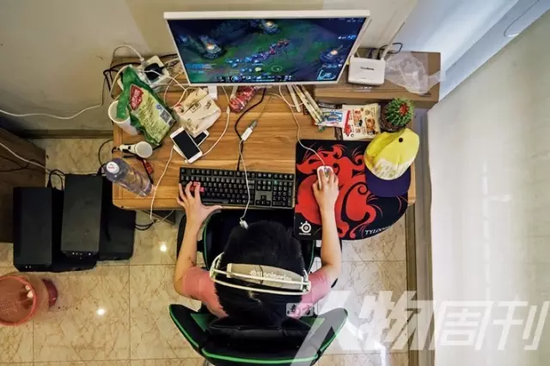 《全球电竞用户画像:谁在看电竞?》 《全球电竞用户画像:谁在看电竞?》