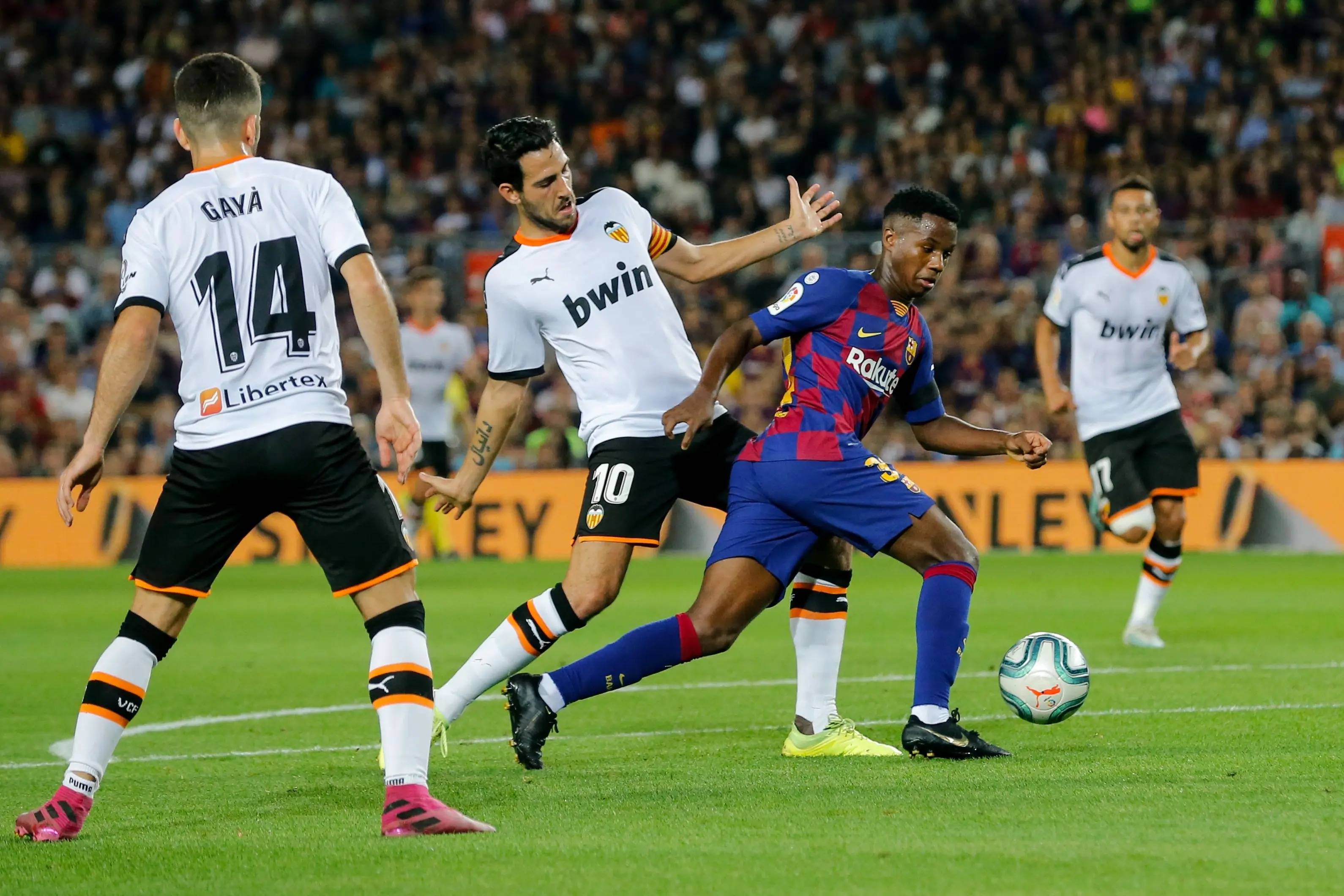 九游体育-边后卫的进化：从防守到进攻核心的简单介绍