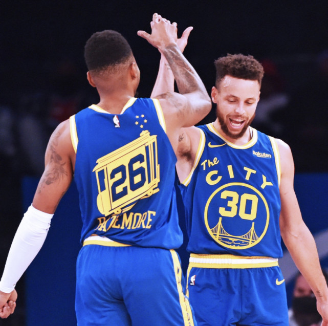 九游体育网站入口-包含勇士战术板：小球体系的成败关键的词条